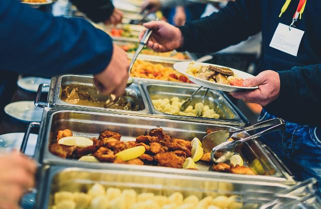 「上海食堂承包」上海食堂承包：食堂基層員工的管理